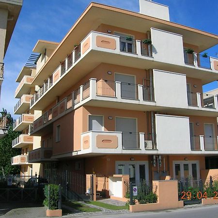 Residence Maryel Rimini Exterior foto