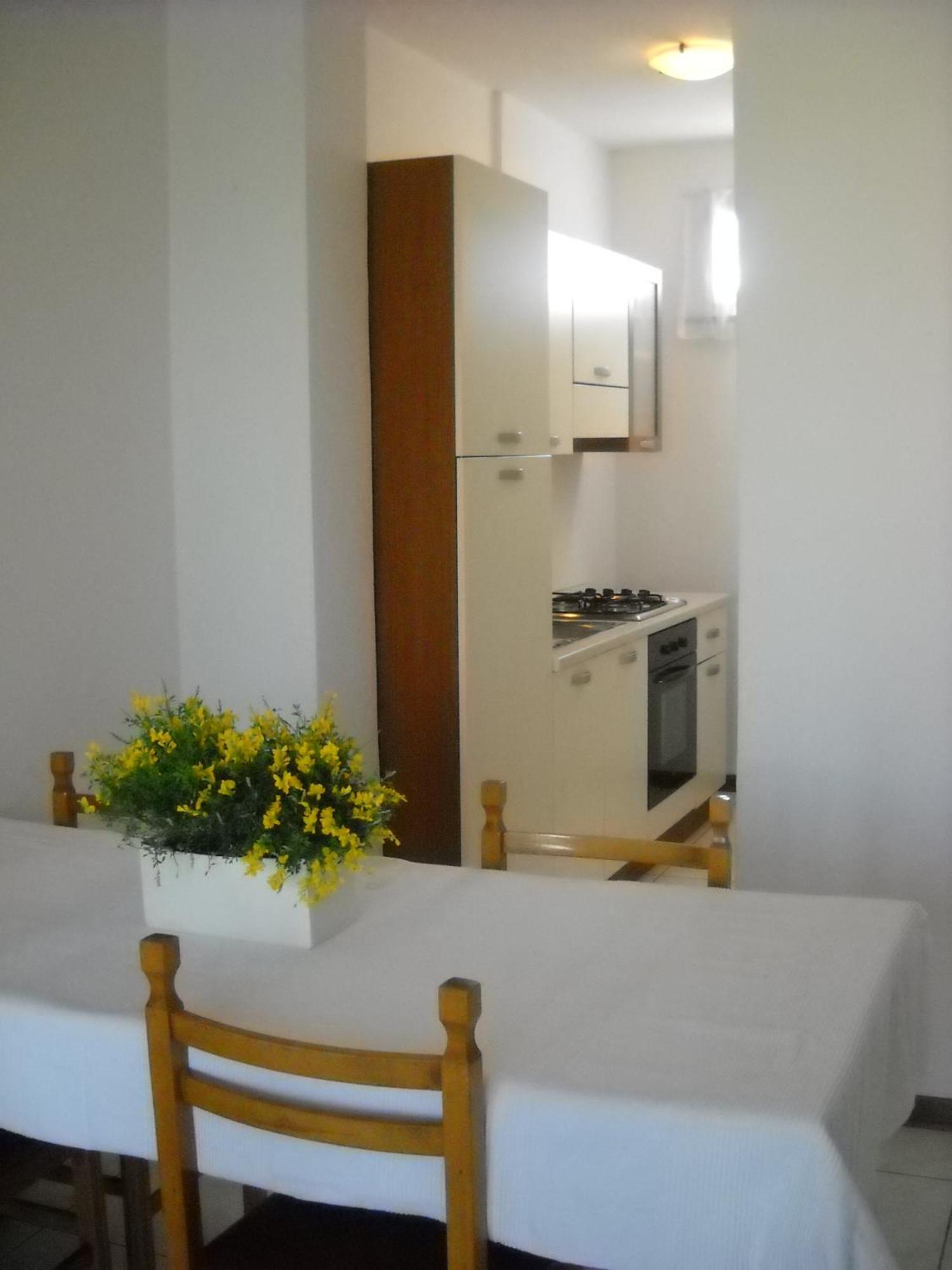 Residence Maryel Rimini Exterior foto