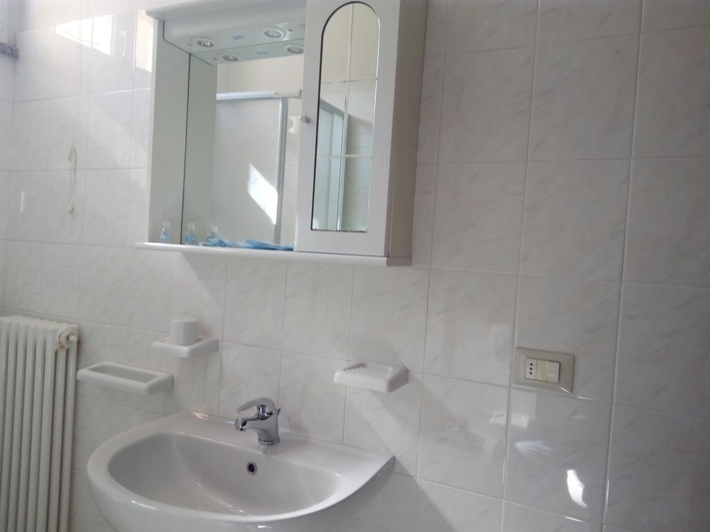 Residence Maryel Rimini Exterior foto